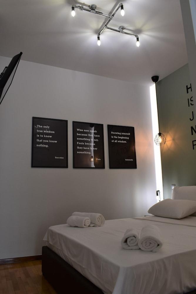 Venia Luxury Suite Atenas Exterior foto